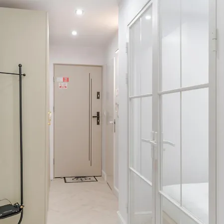 Apartman Piastow Homely By Bookinghost *